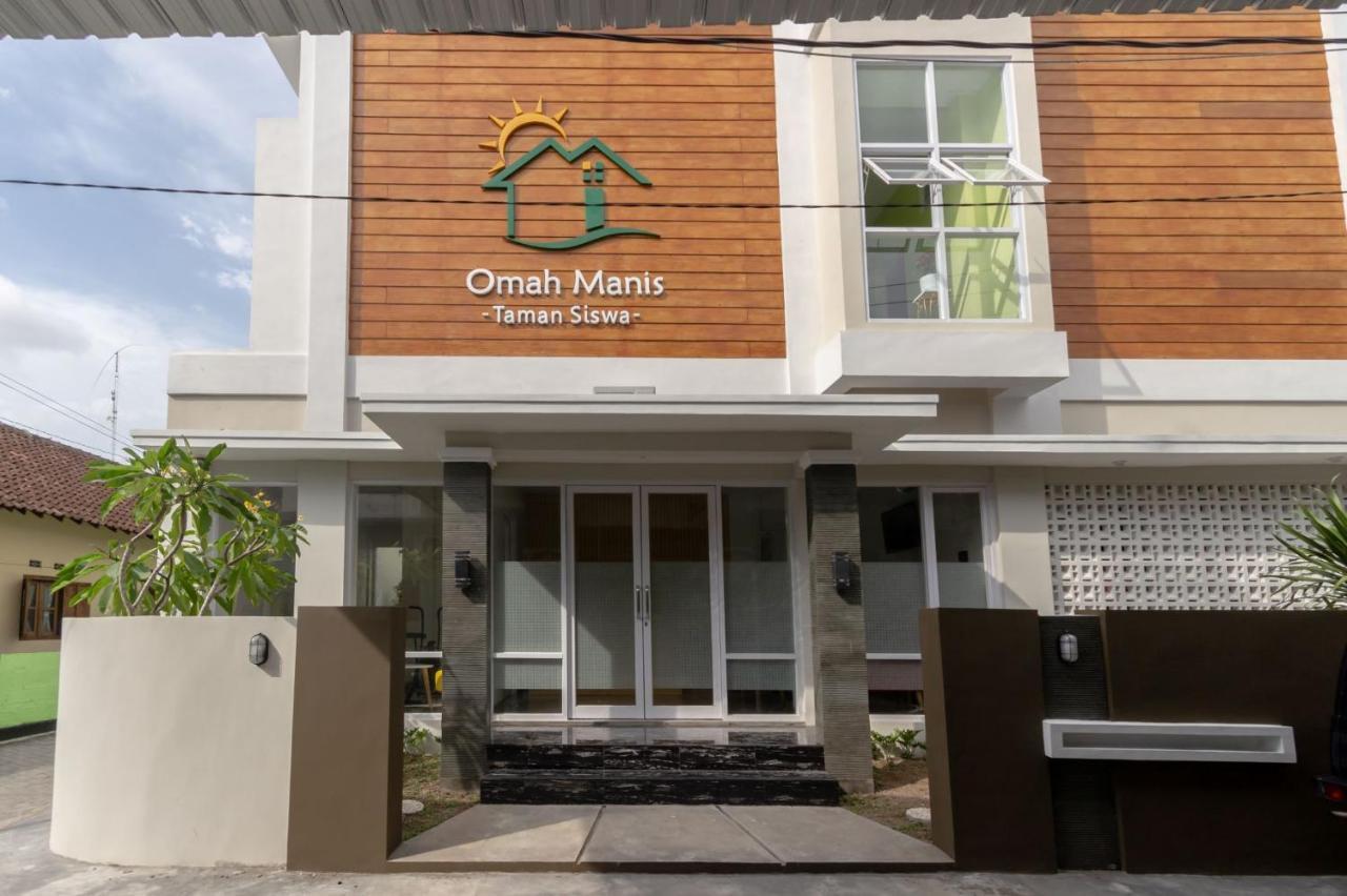 Omah Manis Hostel ยอกยาการ์ตา ภายนอก รูปภาพ