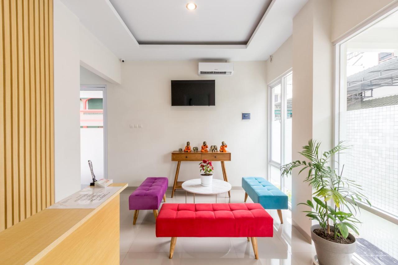 Omah Manis Hostel ยอกยาการ์ตา ภายนอก รูปภาพ