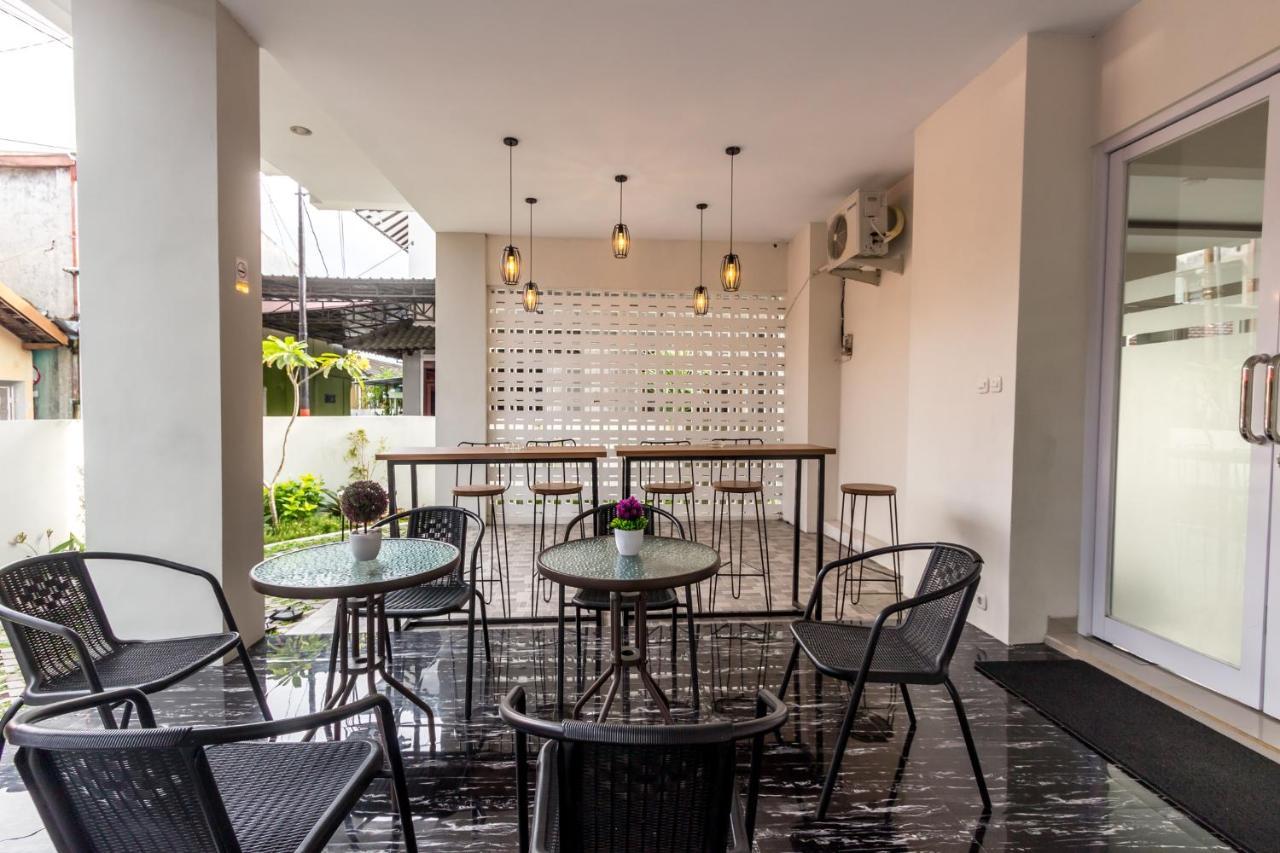 Omah Manis Hostel ยอกยาการ์ตา ภายนอก รูปภาพ